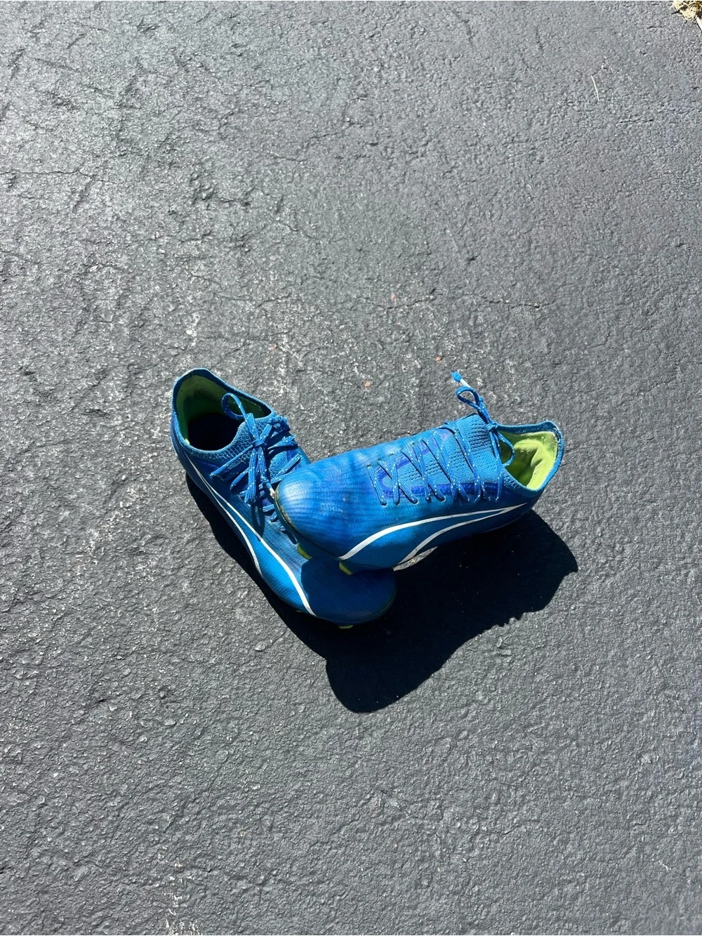 Puma Men's Ultimate Ultra Cleats